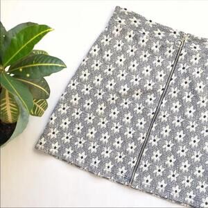 NWOT Anthropologie Maeve Floral Zip Front Skirt Size Small Retro A-Line Mini